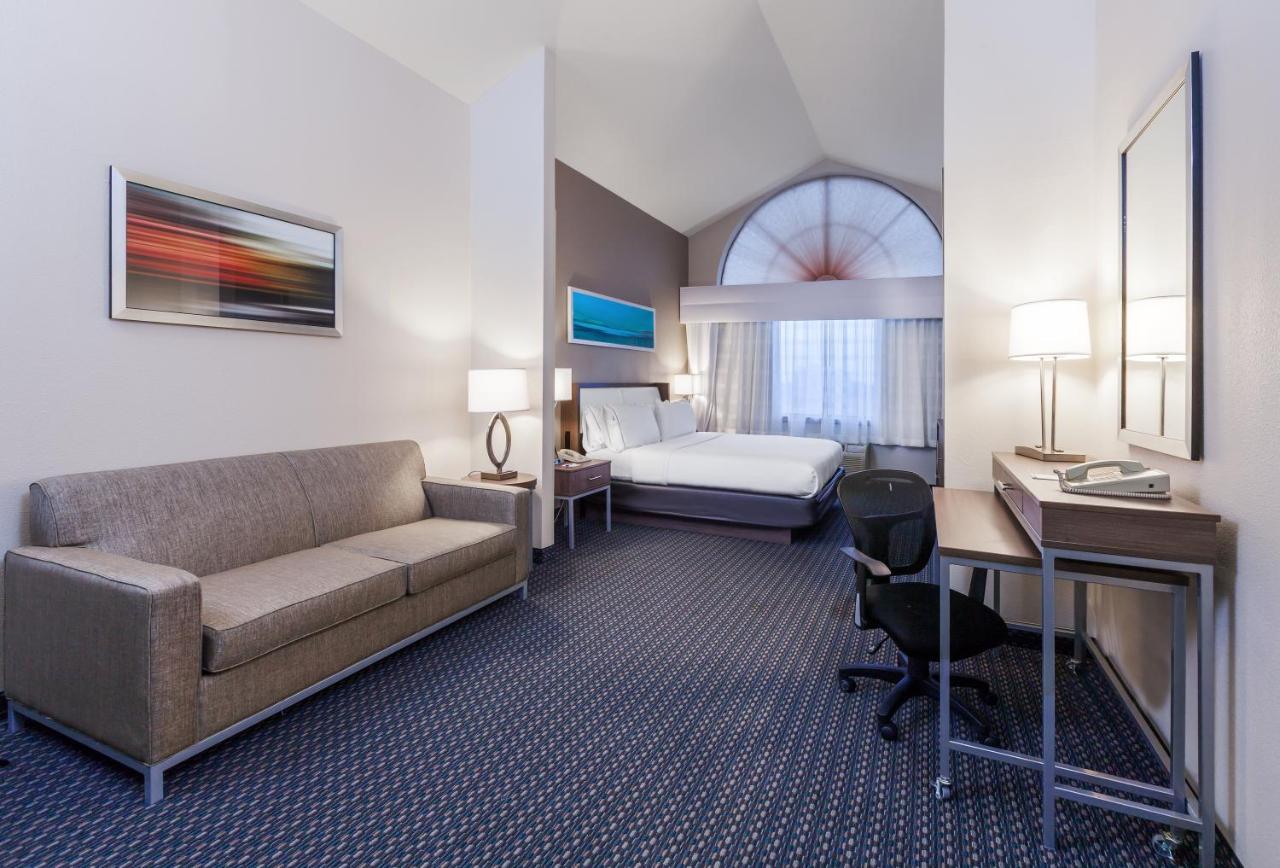 Hotel Express & - By Ihg