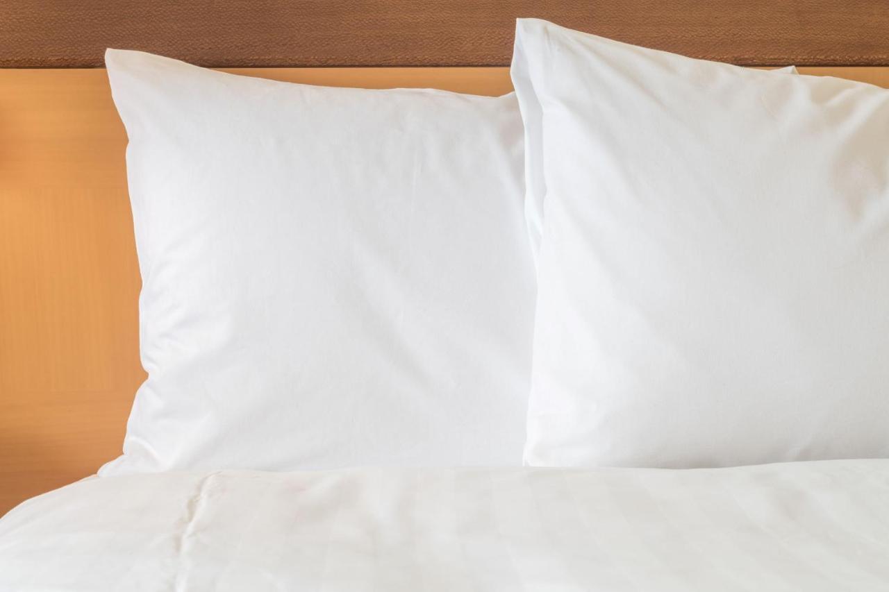 Express & - By Ihg Hotel Pharr